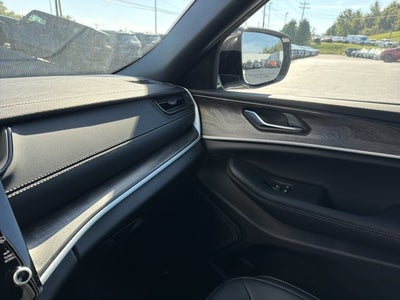 2027 Jeep Grand Cherokee L Limited