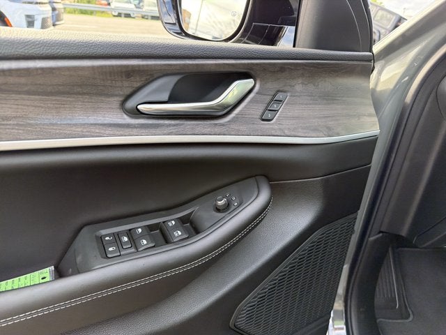 2027 Jeep Grand Cherokee L Limited