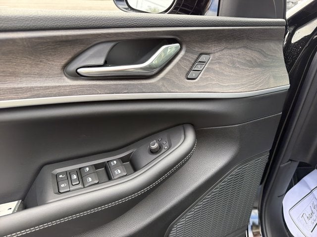 2027 Jeep Grand Cherokee L Limited