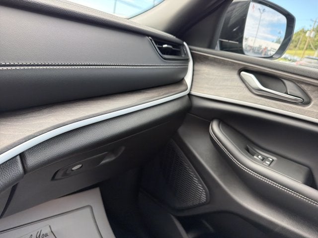 2027 Jeep Grand Cherokee L Limited
