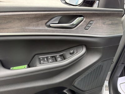 2027 Jeep Grand Cherokee L Limited