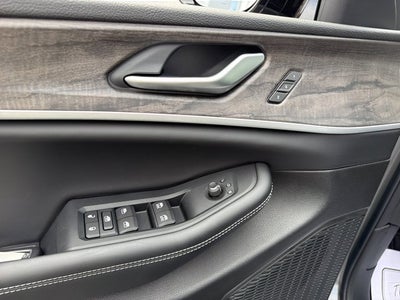 2027 Jeep Grand Cherokee L Limited