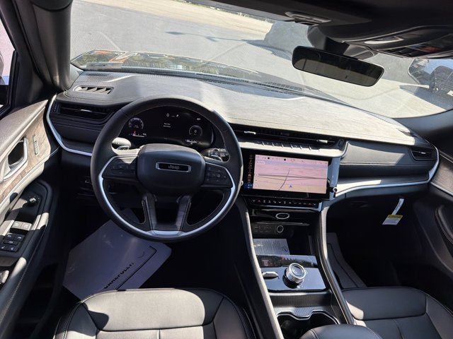 2027 Jeep Grand Cherokee L Limited
