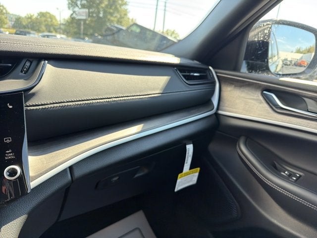 2027 Jeep Grand Cherokee L Limited