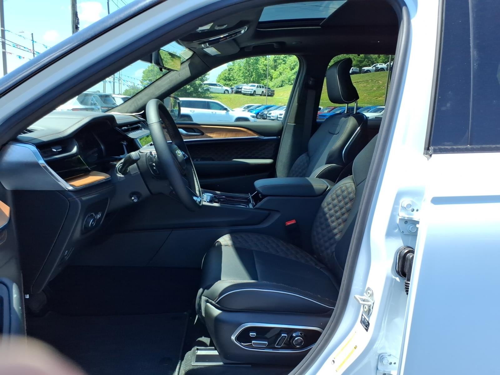 2026 Jeep Grand Cherokee L Summit