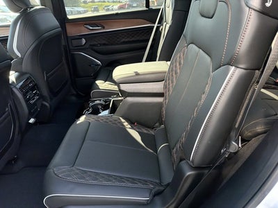 2027 Jeep Grand Cherokee L Summit