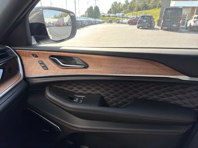 2027 Jeep Grand Cherokee L Summit
