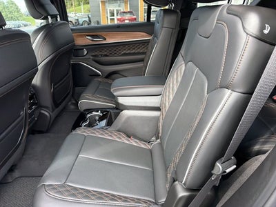 2027 Jeep Grand Cherokee L Summit