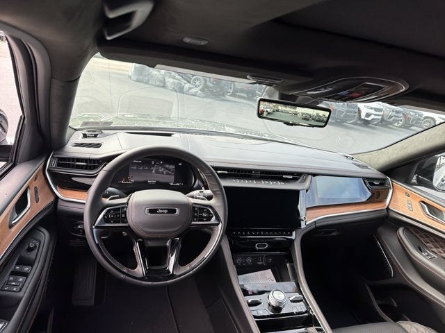 2027 Jeep Grand Cherokee L Summit