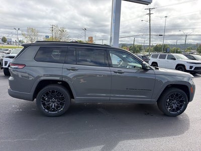 2027 Jeep Grand Cherokee L Summit