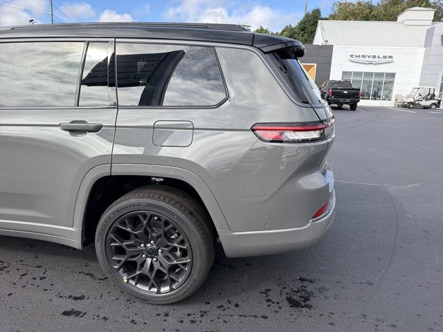 2027 Jeep Grand Cherokee L Summit