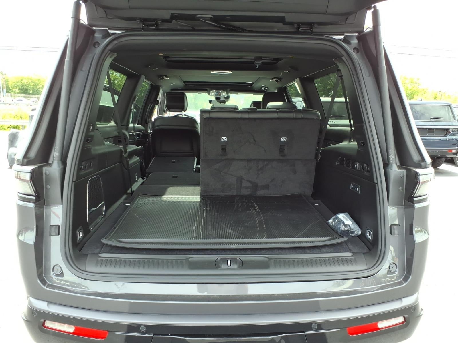 2026 Jeep Grand Wagoneer L Limited Altitude