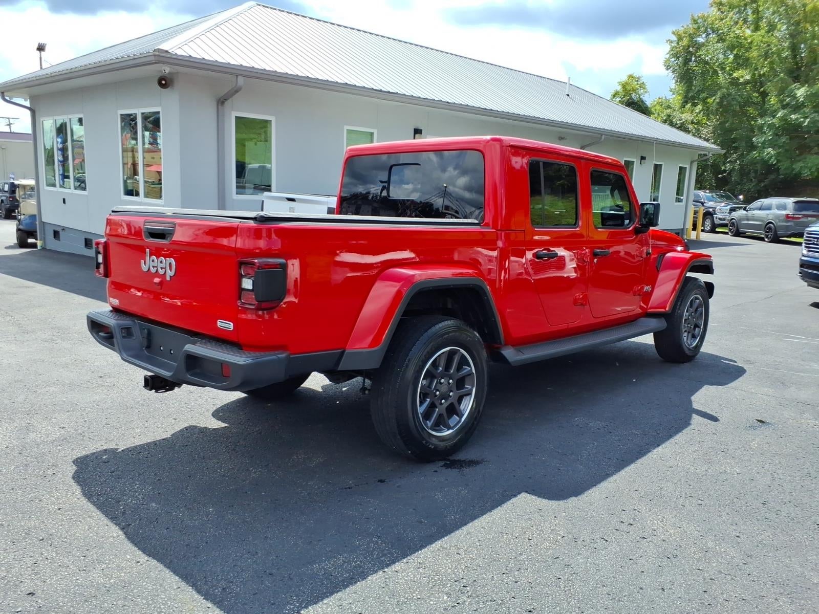 2023 Jeep Gladiator Overland