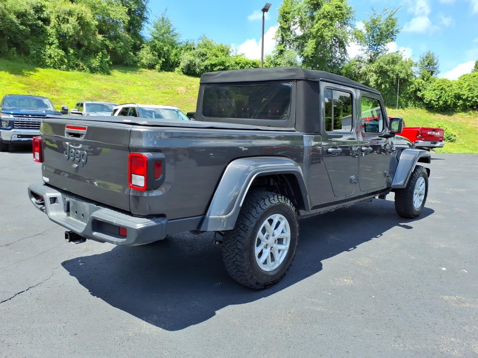 2023 Jeep Gladiator Sport S
