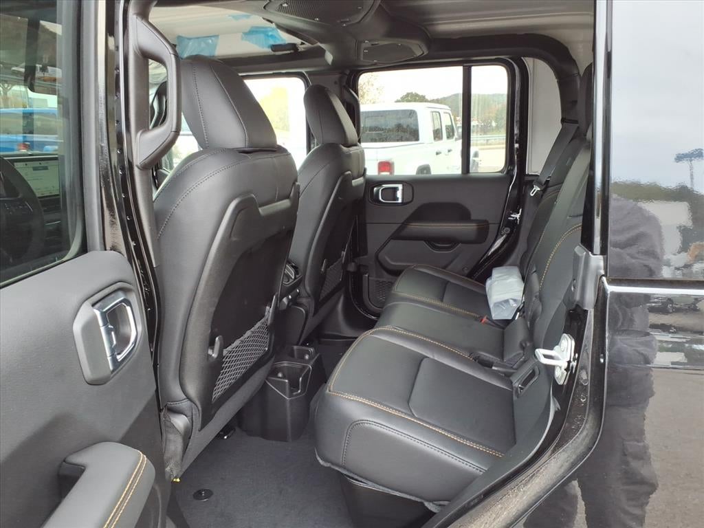 2025 Jeep Gladiator High Tide