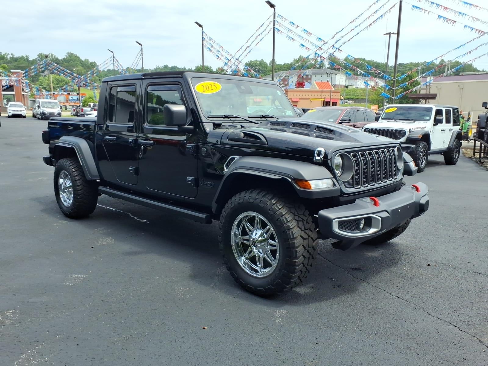 2025 Jeep Gladiator Sport S
