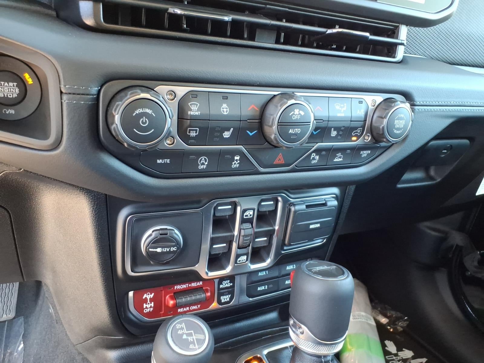 2026 Jeep Gladiator Shadow Ops