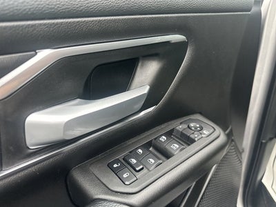 2025 RAM 1500 BIG HORN/L Base