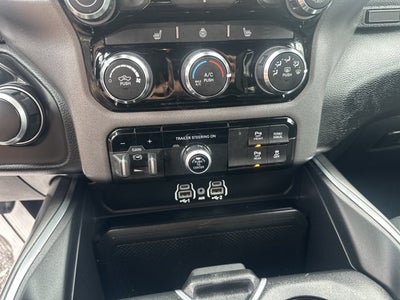 2025 RAM 1500 BIG HORN/L Base