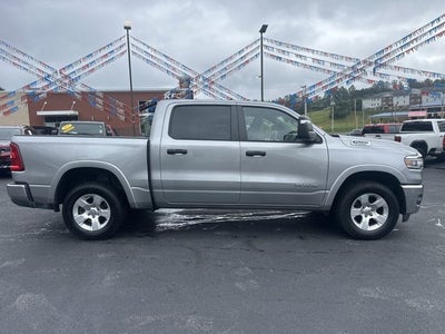 2025 RAM 1500 BIG HORN/L Base