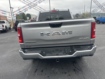 2025 RAM 1500 BIG HORN/L Base