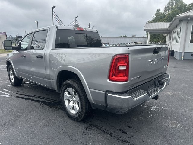 2025 RAM 1500 BIG HORN/L Base