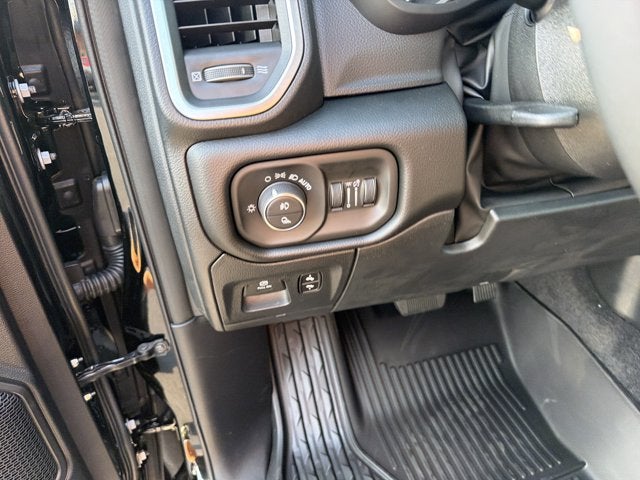 2027 RAM 1500 Big Horn