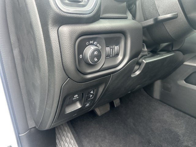 2027 RAM 1500 Big Horn