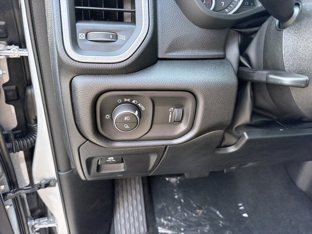 2027 RAM 1500 Express