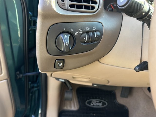 1997 Ford Expedition Base