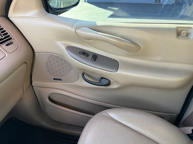 1997 Ford Expedition Base