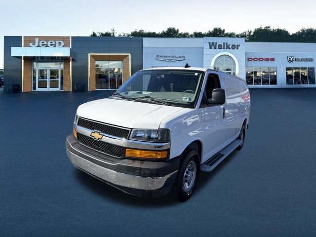 2025 Chevrolet Express Cargo Van Base