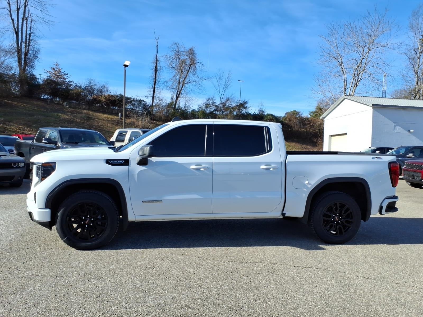 2024 GMC Sierra 1500 Elevation