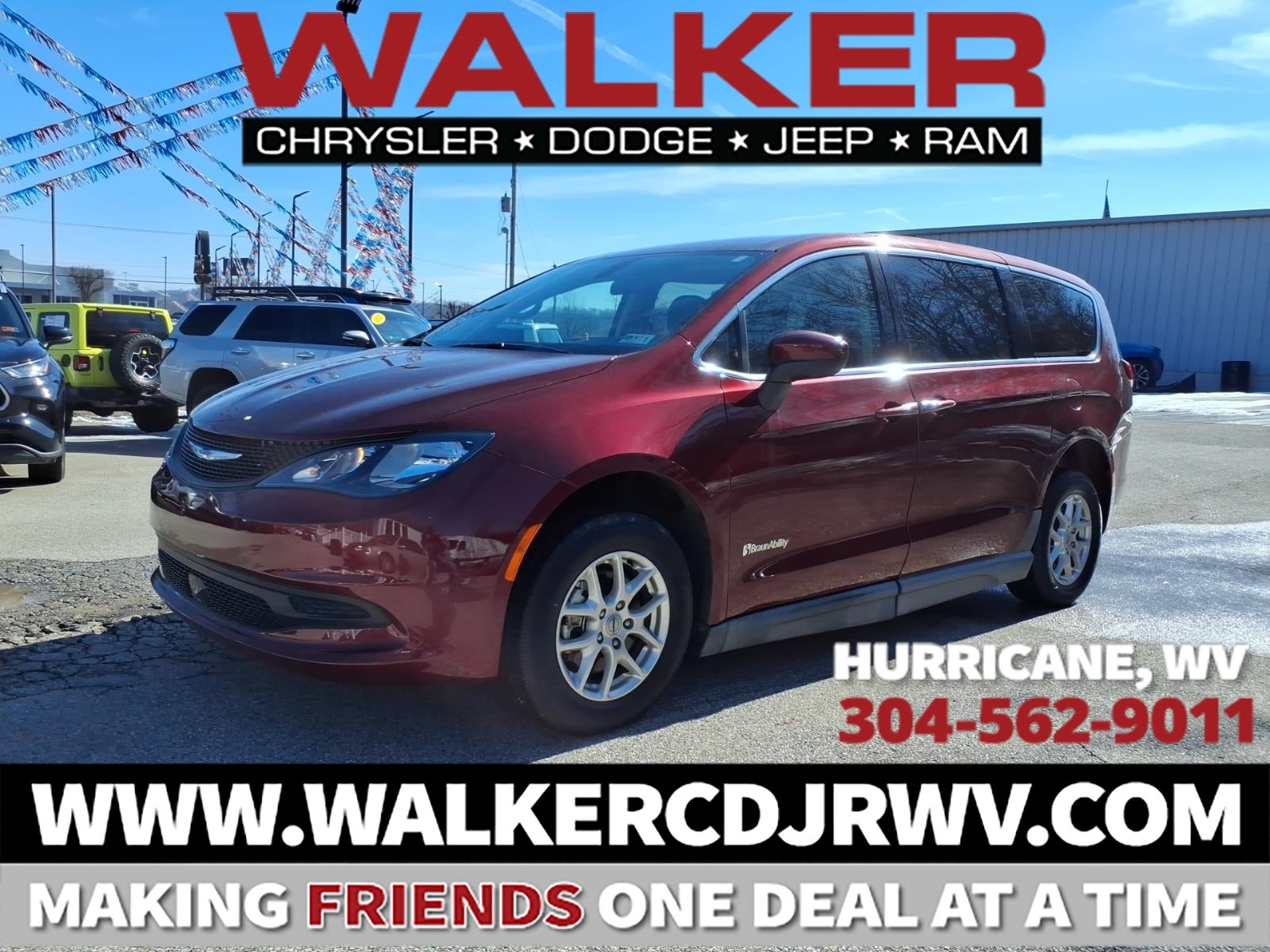 2022 Chrysler Voyager LX