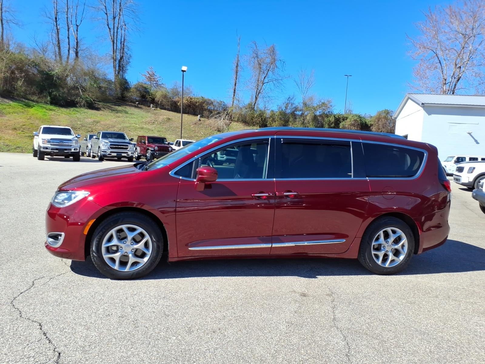 2019 Chrysler Pacifica Touring L Plus