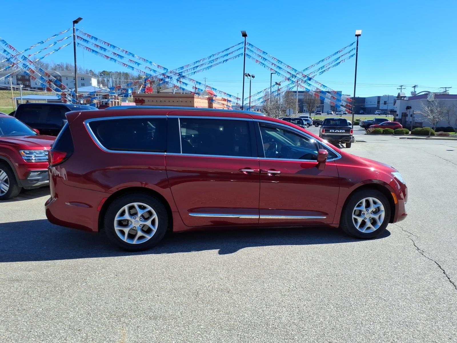 2019 Chrysler Pacifica Touring L Plus