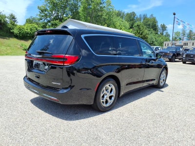 2024 Chrysler Pacifica Limited