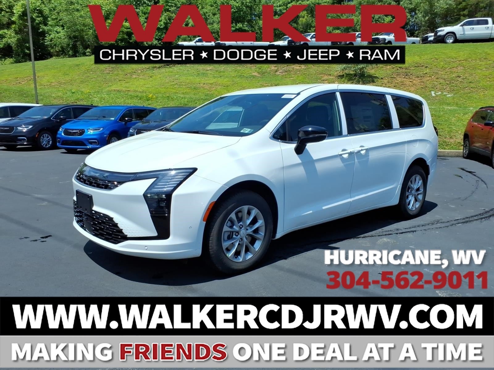 2027 Chrysler Pacifica Select AWD's photo
