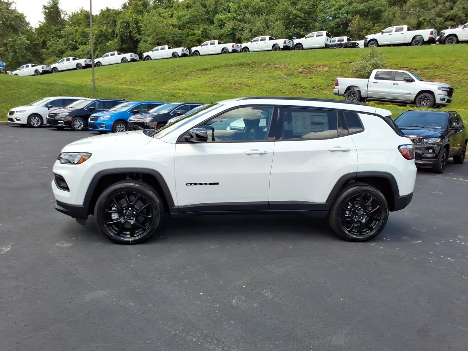 2026 Jeep Compass Latitude Altitude