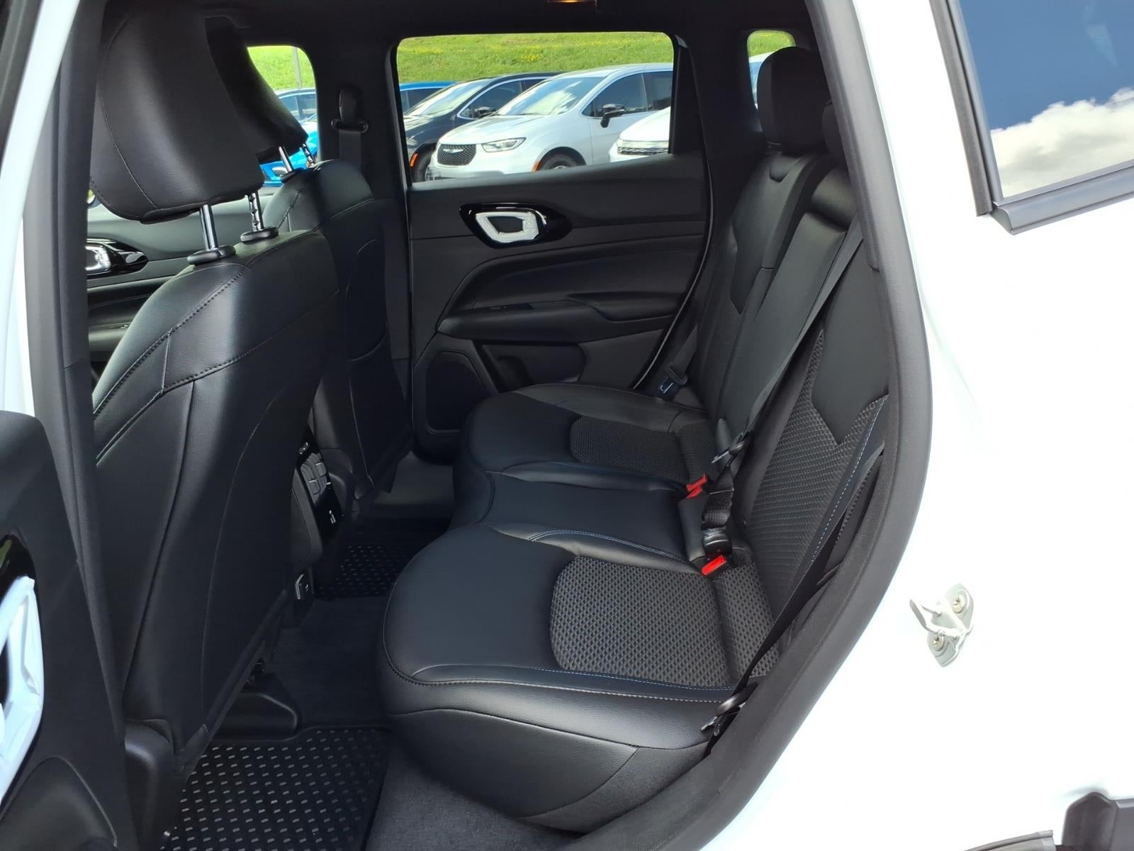 2026 Jeep Compass Latitude Altitude