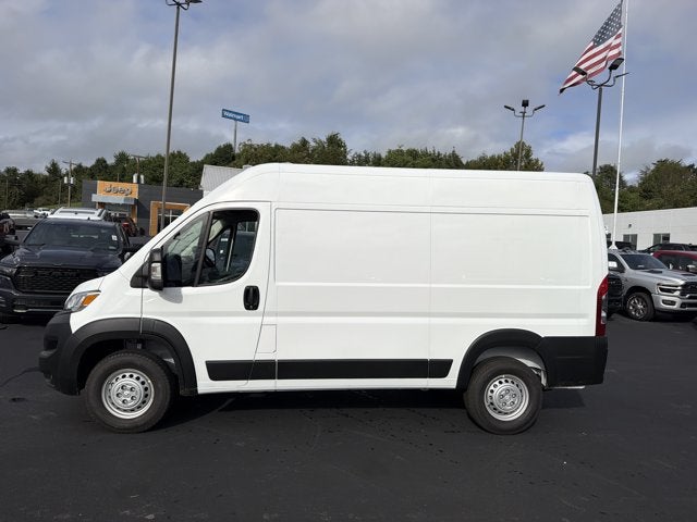 2027 RAM ProMaster Cargo Van Tradesman