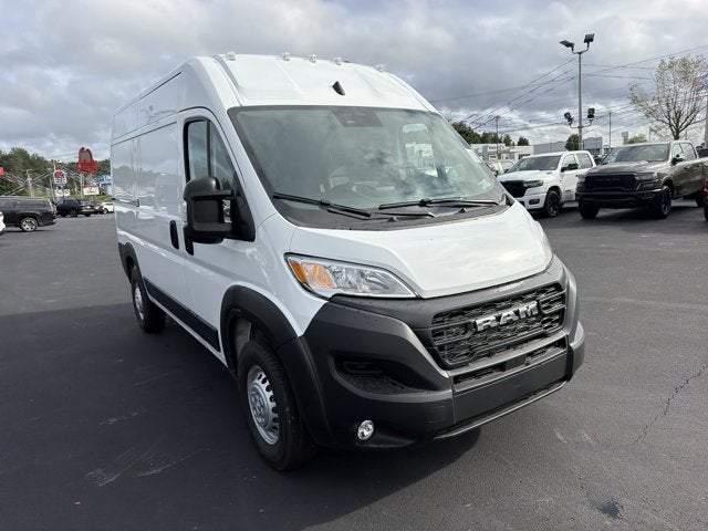 2027 RAM ProMaster Cargo Van Tradesman