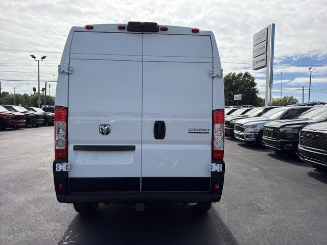 2027 RAM ProMaster Cargo Van Tradesman