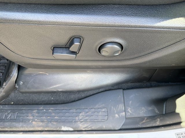2027 RAM 1500 Big Horn