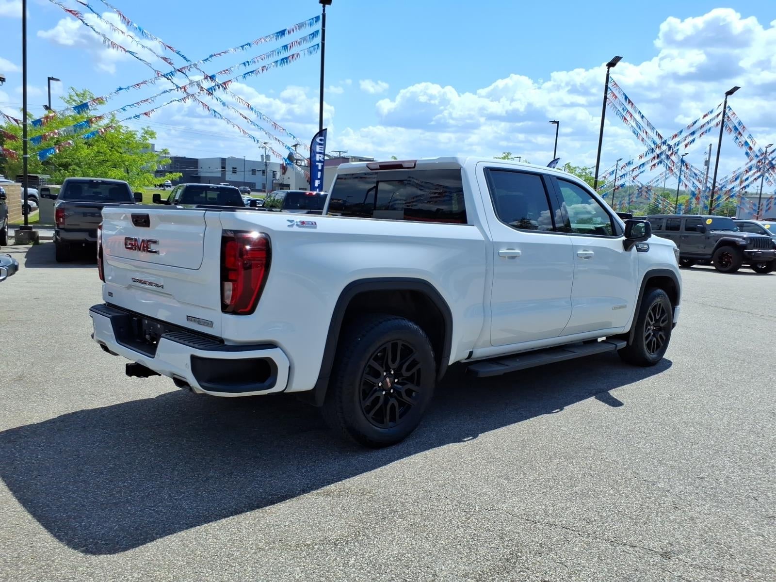 2024 GMC Sierra 1500 Elevation