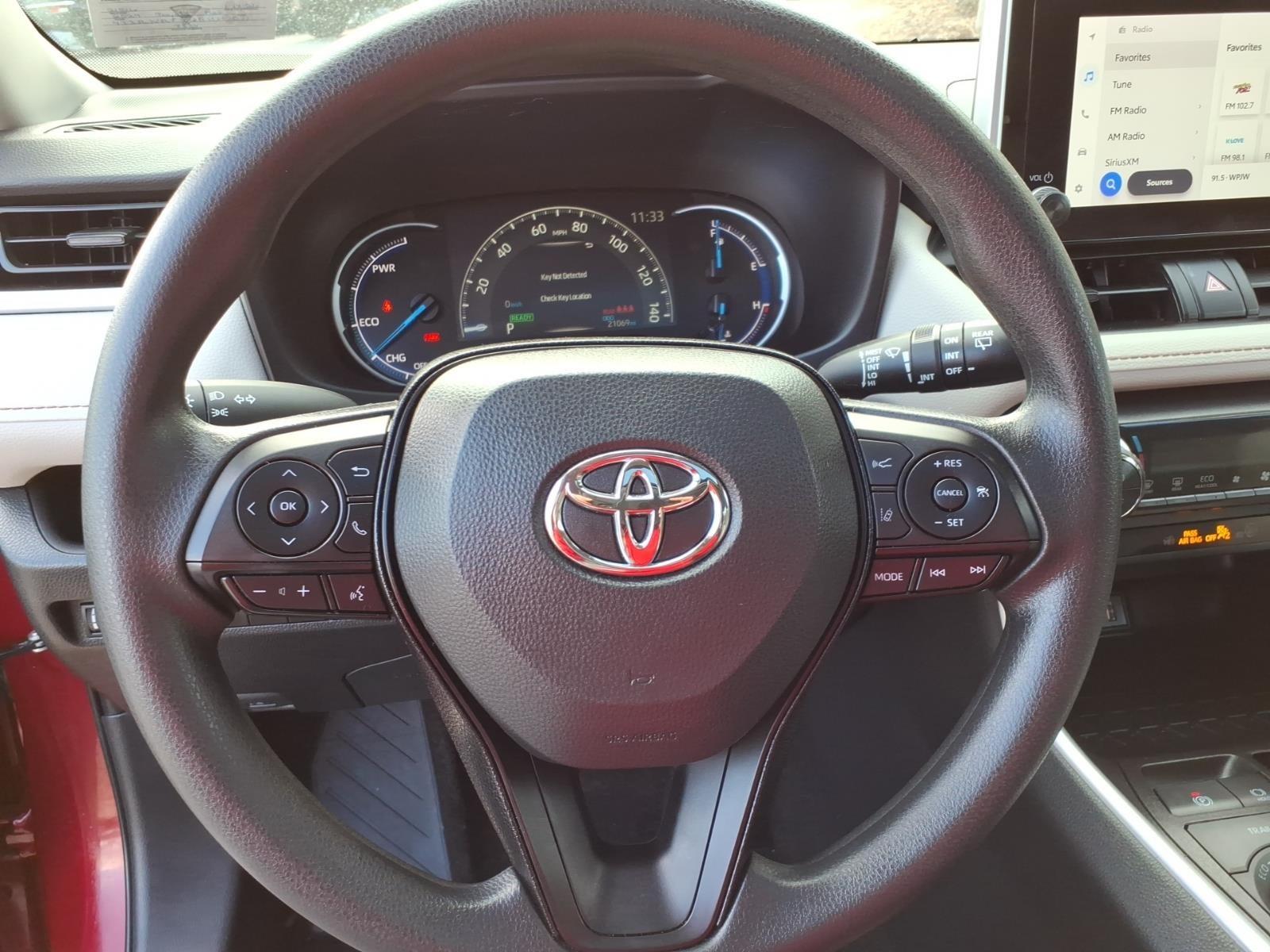 2024 Toyota RAV4 Hybrid XLE