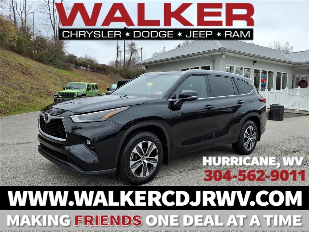 2023 Toyota Highlander XLE