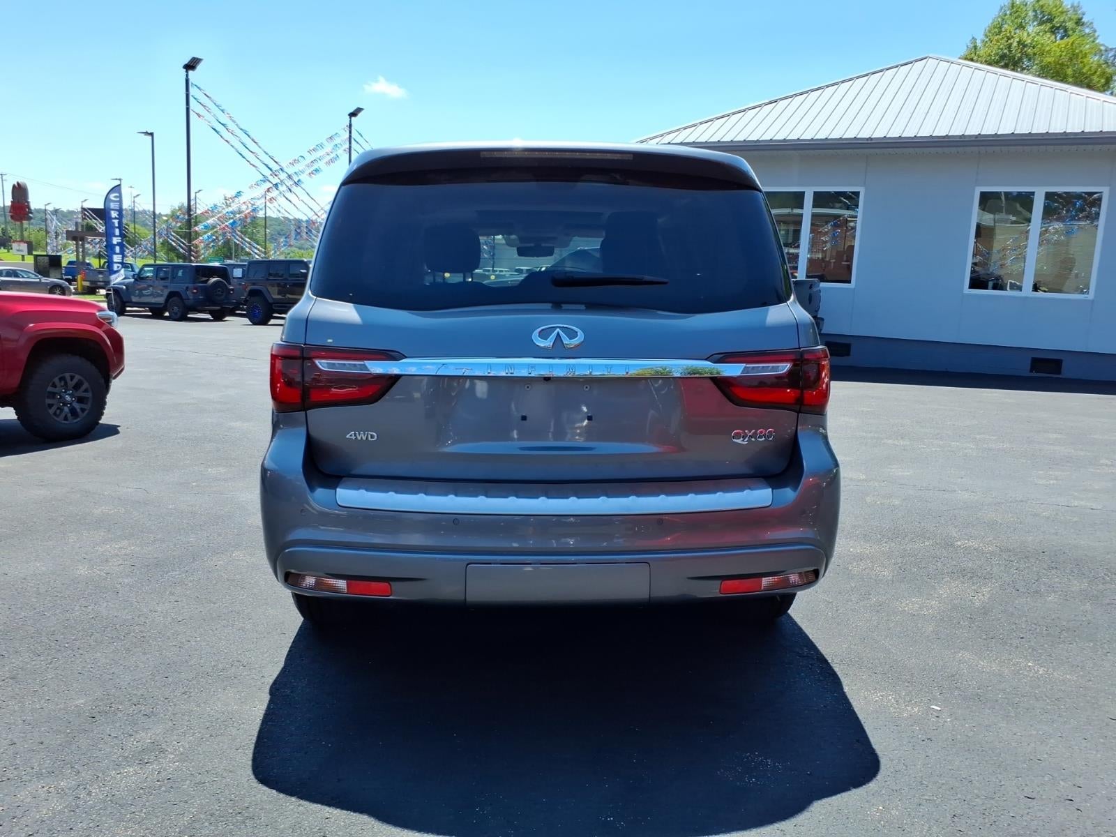 2021 INFINITI QX80 Luxe