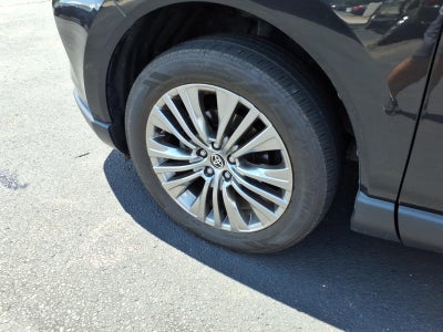 2022 Toyota Venza Base