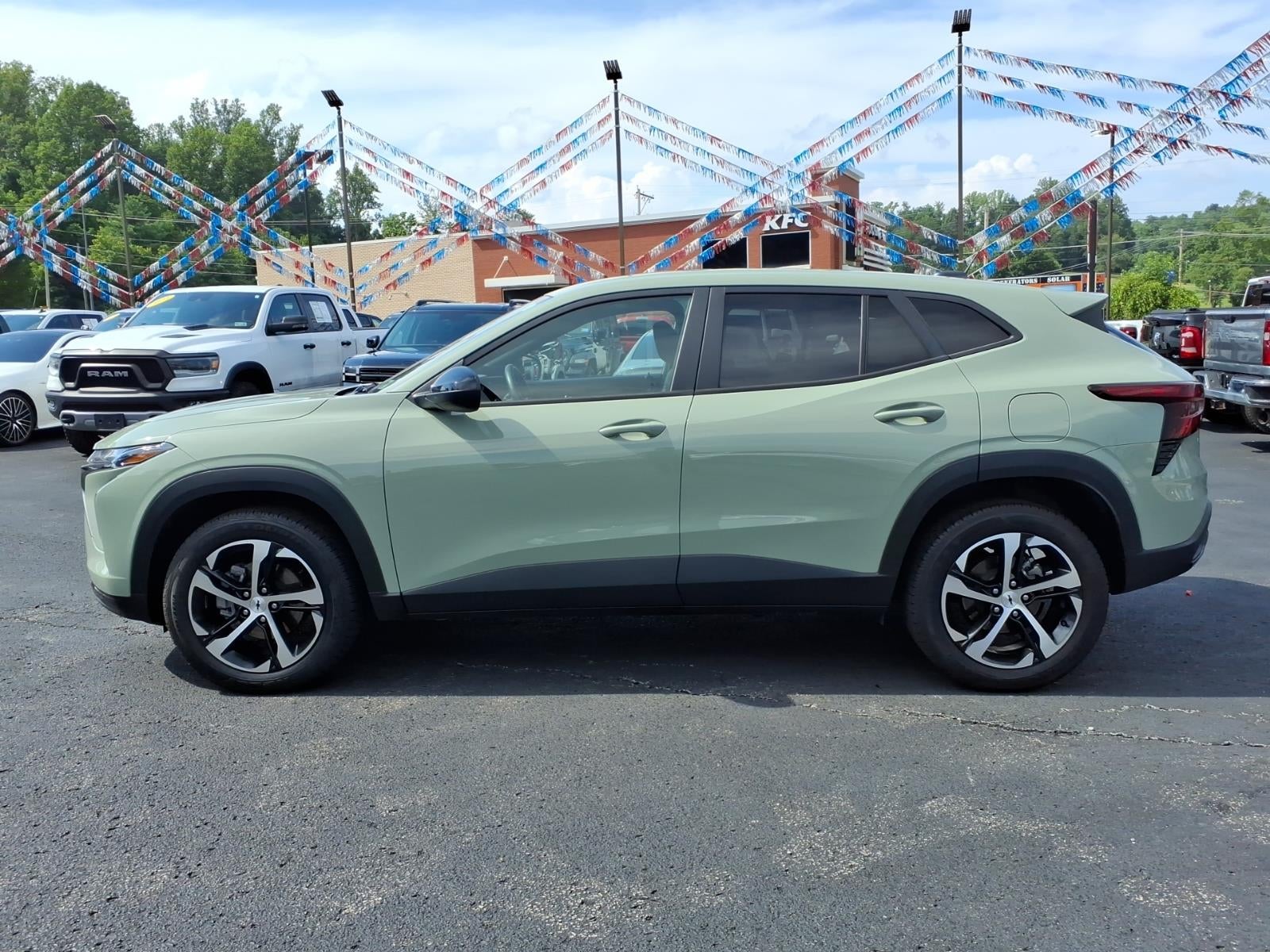 2024 Chevrolet Trax RS